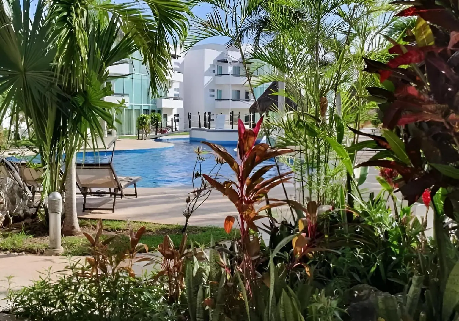 Departamento Cancun Desatadora Apartment